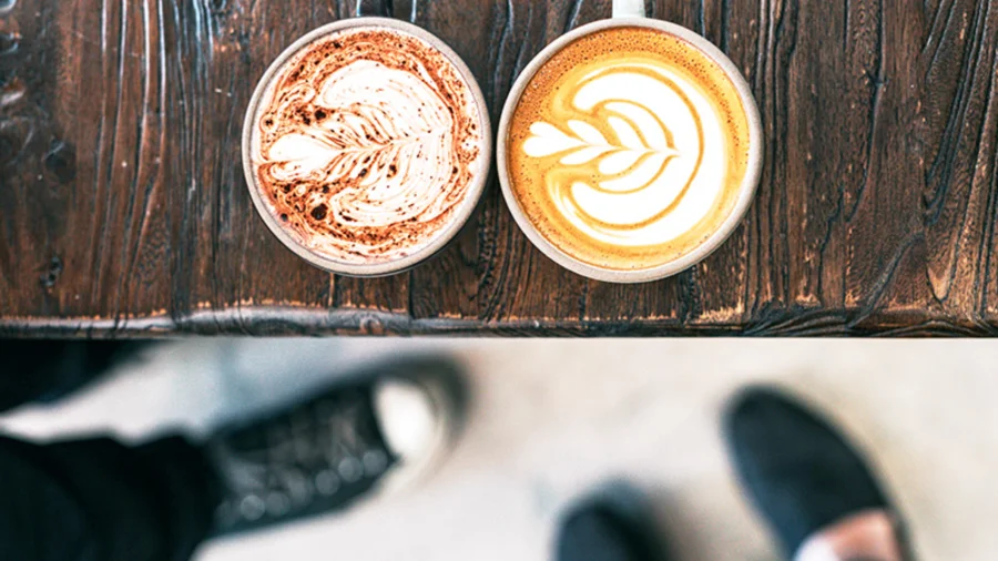 Kundengespräch mit Kaffee | Otto Pachmayr GmbH