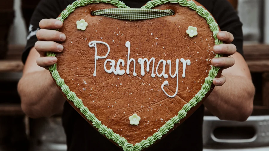 Oktoberfest-Lebkuchenherz mit Pachmayr Schriftzug